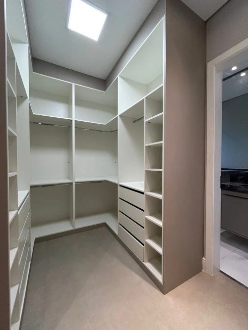 Casa Curadoria - Facilitamos a sua jornada com imóveis por meio de experiências inéditas e indicações precisas. Entre em Contato.