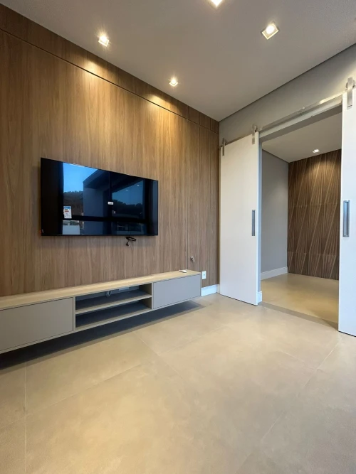 Casa Curadoria - Facilitamos a sua jornada com imóveis por meio de experiências inéditas e indicações precisas. Entre em Contato.